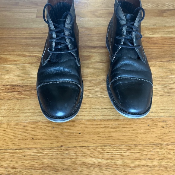 Johnston & Murphy  Men’s J&M 1850 Black Leather Cap Toe Boot - Picture 3 of 7